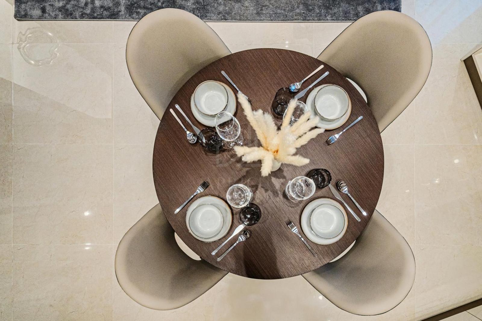Apartment Classy 1 Bedroom In Nobles Tower