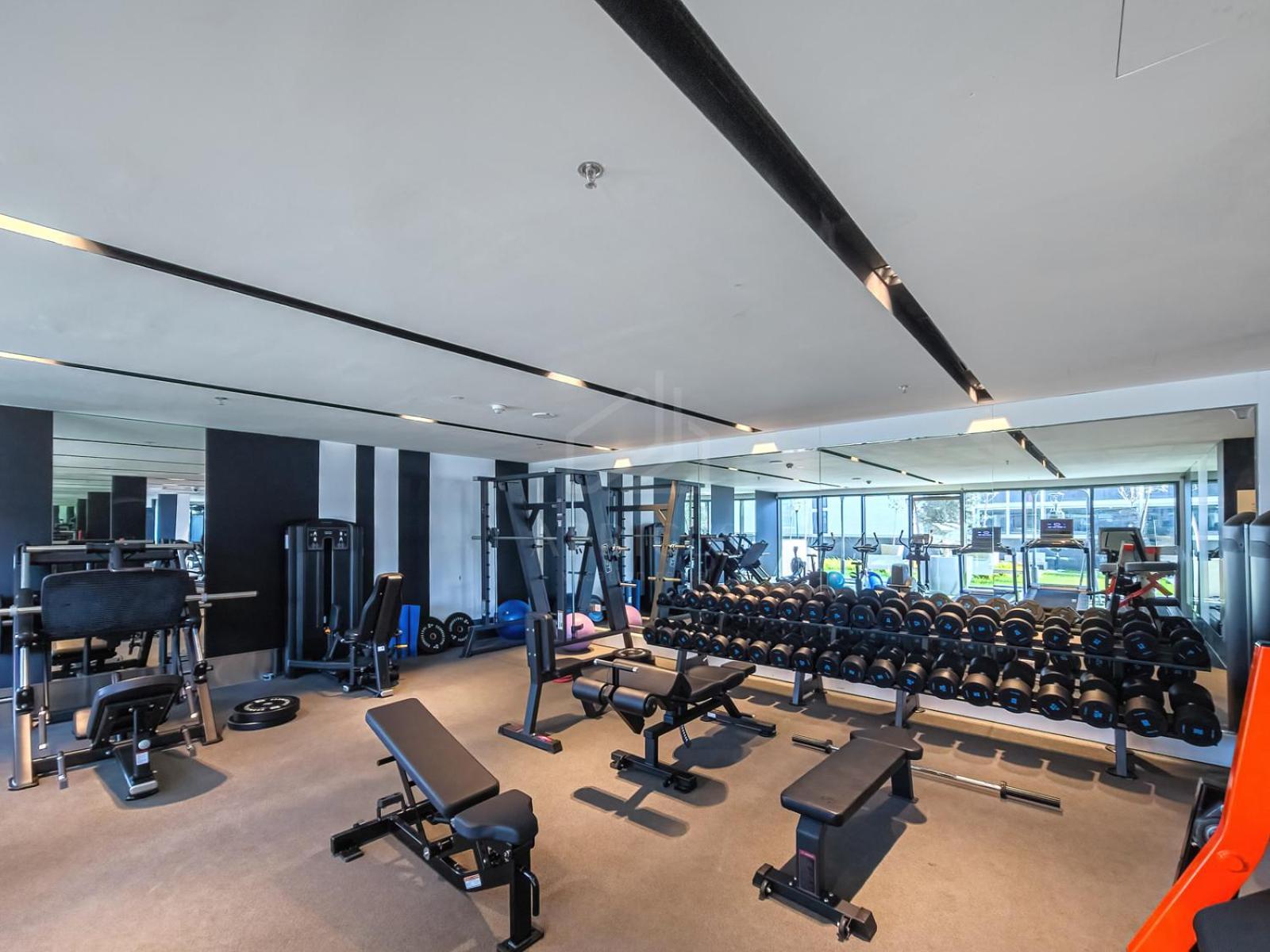Classy 1 Bedroom In Nobles Tower Dubai