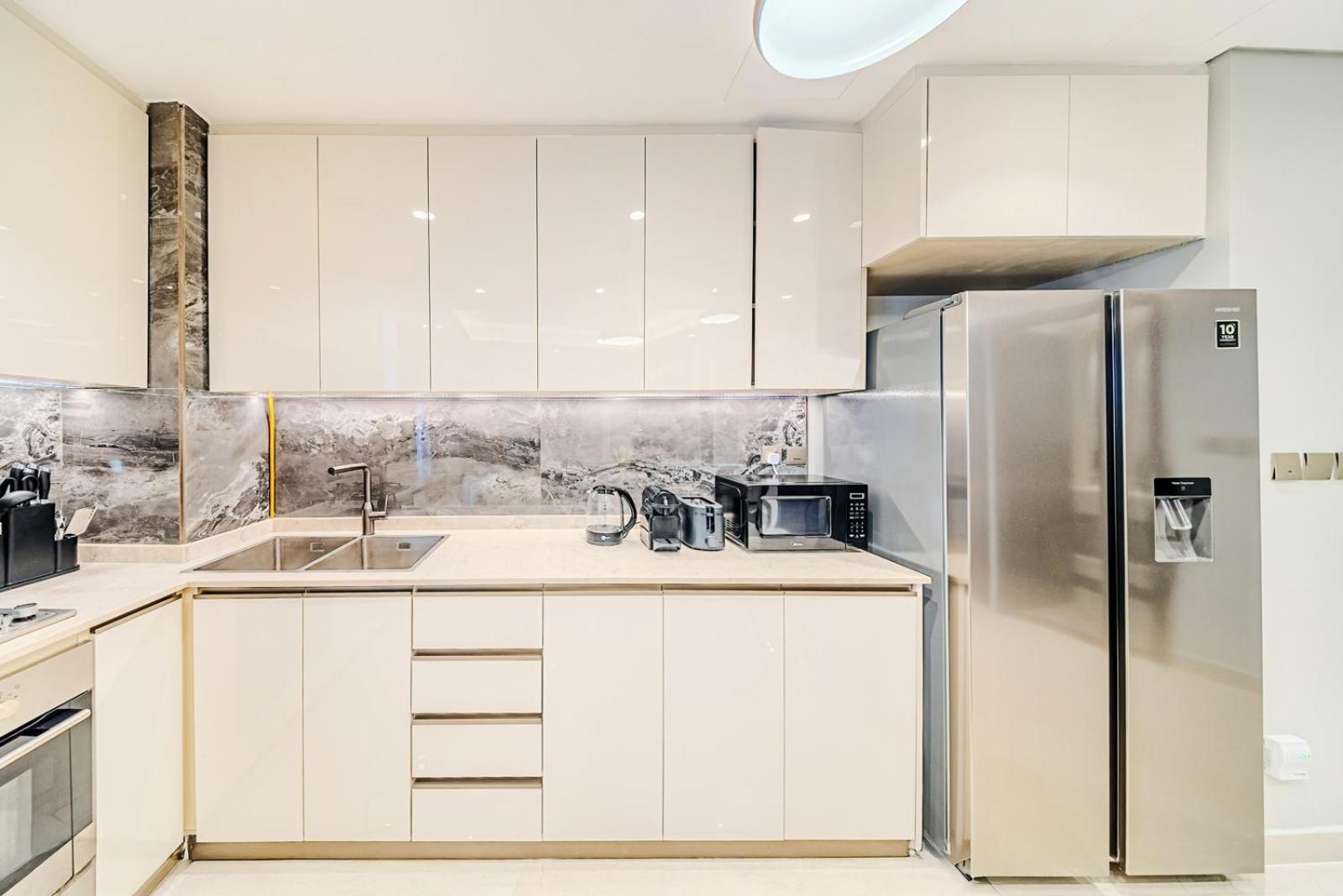 Apartment Classy 1 Bedroom In Nobles Tower *